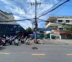 Bán Nhà sát HXH Phan Văn Trị ngay Đại Học Văn Lang Chỉ Nhỉnh 4 Tỉ