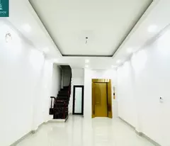Nhà Mặt Ngõ OTO Tránh, Phố Tam Trinh: 5 Tầng, Thang Máy NK, Nội Thất Cao Cấp, Giá 5.95 tỷ