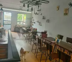 81m2 nhà 2 tầng 4x21m mặt tiền đườngnhưa 12m, khu cư xá Ngân Hàng, sát Trần Xuân Soạn, Tân Thuận