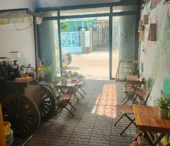 81m2 nhà 2 tầng 4x21m mặt tiền đườngnhưa 12m, khu cư xá Ngân Hàng, sát Trần Xuân Soạn, Tân Thuận