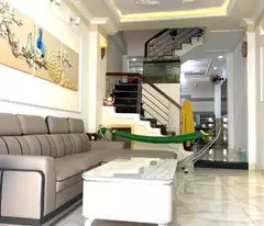 CỰC HIẾM! Nhà phố 3 tầng HXH Quận 7, Phạm Hữu Lầu giá chỉ 6 Tỷ