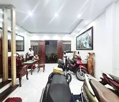 NHÀ ĐẸP VÕ CHÍ CÔNG - 45M2 X 5 TẦNG - Ô TÔ TRÁNH - 9.8 TỶ