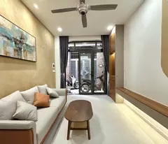 Siêu Phẩm Nhà 7 Tầng, 50m² Tại Long Biên - Giá Hợp Lý! 0902318197