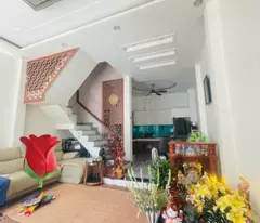 NHÀ ĐẸP VỊ TRÍ VIP TAM PHÚ - TAM HÀ - PHẠM VĂN ĐỒNG 
HẺM XE TẢI - 4 TẦNG ĐÚC - DT SÀN 208 M2 -