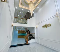BÁN NHÀ QUỐC LỘ 13 - 65m² (4x16) - 5 TẦNG - 4PN - XE HƠI TRÁNH - CHỈ 9.8 TỶ TL