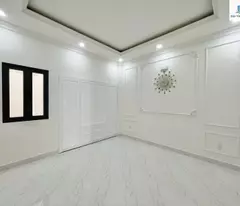 BÁN NHÀ QUỐC LỘ 13 – KDC LỘC VỪNG - 65m² (4x16) - 5 TẦNG – 4PN - XE HƠI TRÁNH - CHỈ 9.8 TỶ TL