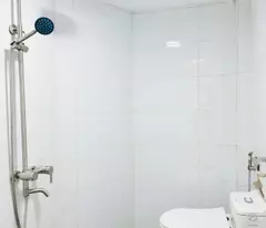 Nhà Đẹp Gần Hồng Tiến - Diện Tích 36m² - Giá 5.x Tỷ- Ô Tô đỗ Cửa
