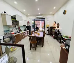 Bán nhà Mặt tiền  Quận Tân Phú,  ngay Chợ Cây Keo - Đường 10m, 4,8mx11m - 3 tầng - 7,9 tỷ