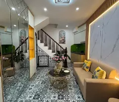 Nhà 4 tầng 3 ngủ full nội thất tại phố Tôn Đức Thắng, Đống Đa giá siêu rẻ