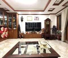 Nhà TÂY HỒ 9 tầng thang máy - Ô tô đỗ cách 10M - Full nội thất xịn.