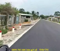 Mặt tiền Nguyễn Chí Thanh (Dt 744), ngộp cần bán gấp giá rẻ nhất nhì thị trường.