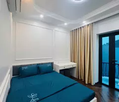Chính chủ cần tiền cho con du học gửi bán liền kề dịch vụ Đồng Đế vị trí đắc địa, view công viên,