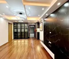 Chính chủ gửi bán căn chung cư lô góc 2 ngủ đẹp thoáng khu Thành Thái, Cầu Giấy, khu vực hiếm nhà
