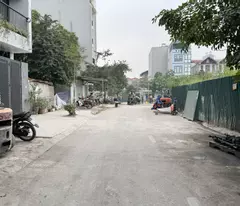 Bán gấp trong vòng 10 ngày 60m2 đất tổ 16 Thạch Bàn - Cách mặt phố Nguyễn Thời Trung 30m
