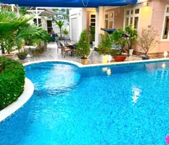 Cho thuê biệt thự sân vườn có hồ bơi rộng đẹp, gần biển khu vực Ocean View