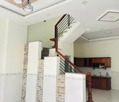 Nhà 3 tầng đường Đình Phong Phú - 55m2 - chỉ nhỉnh 5 tỷ cách Vincom Thủ Đức 500m