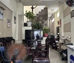 Bán nhà Mặt tiền Hoàng Văn Thụ - Phan Đăng Lưu, 4x12m, 4 Tầng , 4 PN, giảm 15 tỷ.