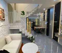 Bán Gấp Nhà Nguyễn Thái Sơn 4x8, 2 Tầng Nhà Đẹp Ở Ngay Chỉ 3.5 Tỉ