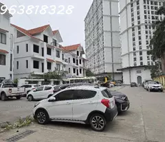 BIỆT THỰ HOÀNG TRỌNG MẬU - PHÂN LÔ - 3 XE CÔNG TRÁNH NHAU - HIẾM NHÀ BÁN 
DT: 200 m2 chỉ hơn