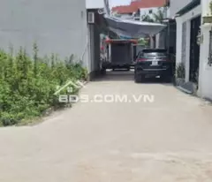 Bán mảnh đất Yên Mỹ 2 mặt DT105m, ô tô tránh view hồ thoáng chỉ 8.x tỷ
