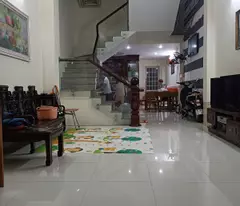 Chọn nhà đẹp đón Tết, 4 tầng đường 5m5 Hải Châu, Đà Nẵng
