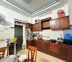 Bán Nhà giá rè 3 tầng đường Thạnh Lộc 37, phường THẠNH LỘC, Q12, dt 53m2 (4mx14m). Giá 4xTỷ