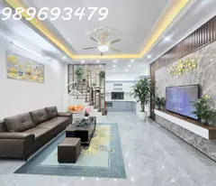 Chính chủ bán nhà riêng phố Huỳnh Thúc Kháng, Đống Đa, vài bước ra phố, nhà mới, 45m2 giá 8,9 tỷ