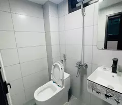 Bán nhà Phố Hào Nam, Phòng ngủ thoáng sáng, Dân xây, 35mx3T, Giá: 7.65 Tỷ.