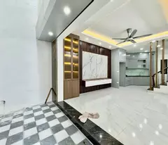 Trương Định Nhà Mới 40m 5 Tầng 4 Phòng 6.15 tỷ, sổ đỏ
