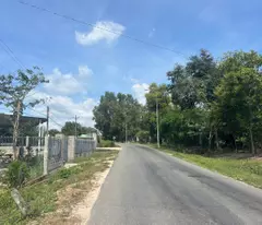 NGỢP BANK! 1.35 TỶ 10m x 30m Đường Cù Chính Lan - TX LaGi có 100m2 ONT