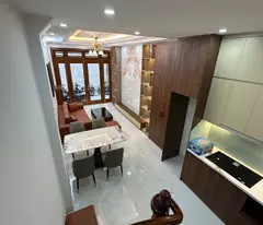 BÁN NHÀ NGỌC LÂM - LONG BIÊN - 41M² - NGÕ Ô TÔ TRÁNH - VỊ TRÍ TRUNG TÂM, GIÁ HƠN 7 TỶ