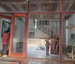 Bán nhà Liên Bảo, Vĩnh Yên, 11 tỷ, 135 m2, 5,5m mặt tiền, 10 pòng ngủ, hàng hiếm giá tốt