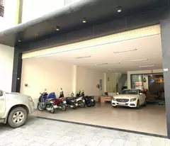 HƠN 200M2 2 TẦNG MẶT TIỀN KHỦNG NÚI THÀNH, VỊ TRÍ ĐẮC ĐỊA HIẾM CÓ, GIÁ TỐT ĐẦU TƯ TỐT.