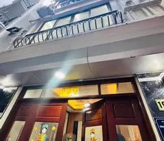 BÁN NHÀ LẠC LONG QUÂN - TÂY HỒ, DT32M2, 5 TẦNG, 3 P NGỦ, Ở LUÔN, GẦN HỒ TÂY  (chỉ 7.88 t.ỷ)