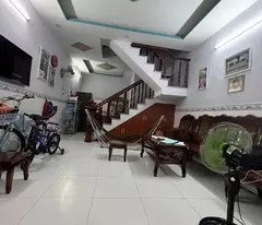 Bán nhà đẹp shc 1 trệt 1 lầu mặt tiền lớn Xuân Thới Thượng 25