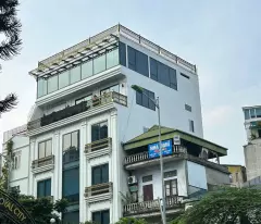 Chính chủ cho thuê văn phòng 120m2 cạnh Royal City tại đường Nguyễn Trãi, Thanh Xuân, HN (có video)