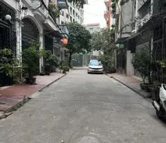 Nhà 4 tầng PHÙNG CHÍ KIÊN- CẦU GIẤY
