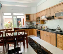 Nhà mặt tiền đường Lam sơn Kiến thiết DT 100m, nhà 1 lầu