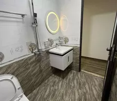 Cần bán nhà đẹp giá rẻ Dịch Vọng Hậu Cầu Giấy, KD, giá nhỉnh 7 tỉ. Lh em Tuấn.