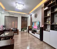 nhà ĐẸP phân lô 50m2, 5 tầng,mặt tiền 4.5m, ô tô tránh, khu vực Quận Hai Bà Trưng