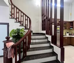 nhà ĐẸP phân lô 50m2, 5 tầng,mặt tiền 4.5m, ô tô tránh, khu vực Quận Hai Bà Trưng