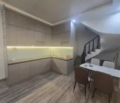 Nhà trung tâm Mỹ Đình giá rẻ 5 Tầng x hơn 30m - Ngõ 3 gác qua