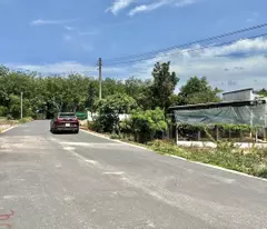 (3 Sào 3.086m) 2 MT QL 14 Vào,Ngay chợ Giá 960TR/Sổ HR, Nhà Hiện Hữu,Gần Sát KCN,Tách3 Sổ