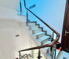 BÁN NHÀ MẶT TIỀN  QUẬN 10 - 68M2 - 5 TẦNG - 16.8 TỶ - VỊ TRÍ VÀNG - SỔ ĐỎ CHÍNH CHỦ