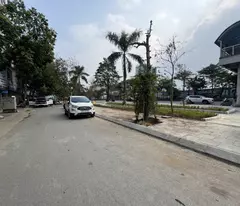 BÁN NHÀ PHỐ LÊ TRỌNG TẤN, Ô TÔ ĐỖ CỬA, VEW CÔNG VIÊN, 50m, 16.8 tỷ