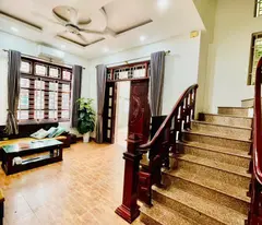 HÀNG HIẾM NHÀ PHỐ Ô TÔ 16 CHỖ ĐỖ TRÁNH - PHỐ YÊN LỘ - YÊN NGHĨA - HÀ ĐÔNG