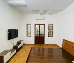 HÀNG HIẾM NHÀ PHỐ Ô TÔ 16 CHỖ ĐỖ TRÁNH - PHỐ YÊN LỘ - YÊN NGHĨA - HÀ ĐÔNG
