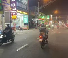 Bán tòa nhà 8,4x30m nhà 6 lầu giá 29 tỷ MT Đường Nguyễn Ảnh Thủ, Q12