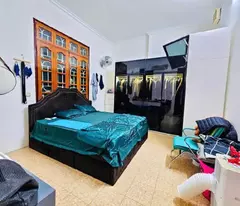 bán 80m ngõ 773 giải phóng tặng nhà ô tô đỗ cửa hoàng mai