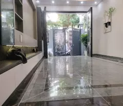 bán nhà ngõ phố Lạch Tray,Ngô Quyền,Hải Phòng, vị trí cực đẹp.view đăng sau là hồ điều hòa